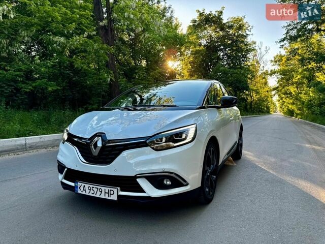 Белый Рено Сценик, объемом двигателя 1.6 л и пробегом 209 тыс. км за 12900 $, фото 1 на Automoto.ua