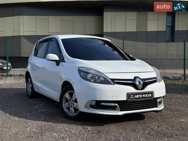 Белый Рено Сценик, объемом двигателя 1.46 л и пробегом 285 тыс. км за 7990 $, фото 1 на Automoto.ua