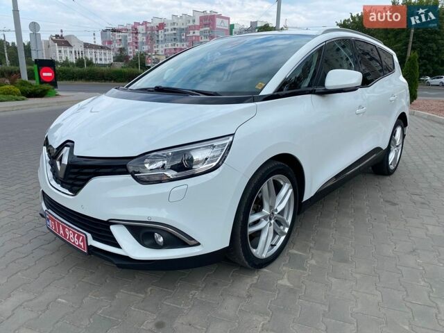 Белый Рено Сценик, объемом двигателя 1.5 л и пробегом 210 тыс. км за 13800 $, фото 1 на Automoto.ua