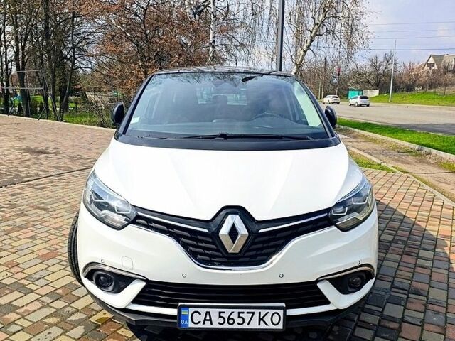 Белый Рено Сценик, объемом двигателя 1.75 л и пробегом 196 тыс. км за 14000 $, фото 1 на Automoto.ua