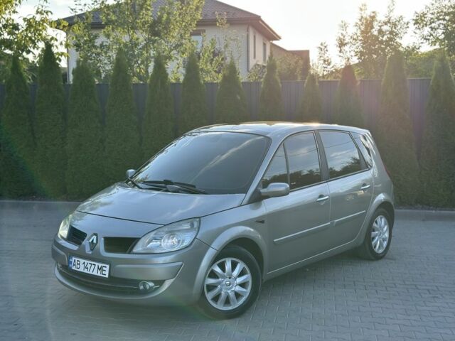 Білий Рено Сценік, об'ємом двигуна 1.6 л та пробігом 195 тис. км за 18500 $, фото 1 на Automoto.ua