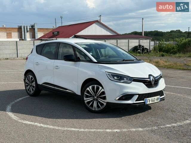 Белый Рено Сценик, объемом двигателя 1.7 л и пробегом 101 тыс. км за 15900 $, фото 1 на Automoto.ua
