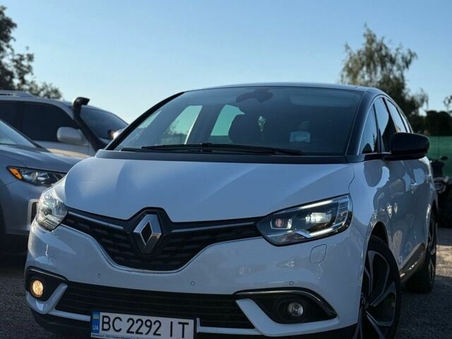 Белый Рено Сценик, объемом двигателя 1.7 л и пробегом 200 тыс. км за 16500 $, фото 1 на Automoto.ua