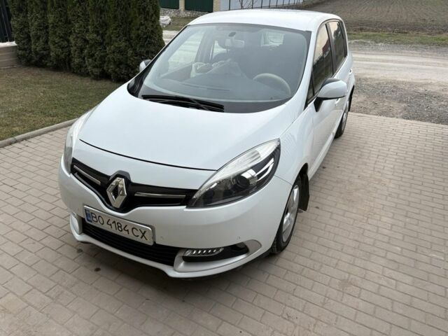 Белый Рено Сценик, объемом двигателя 1.5 л и пробегом 207 тыс. км за 7815 $, фото 1 на Automoto.ua