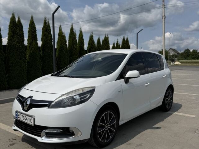 Белый Рено Сценик, объемом двигателя 1.6 л и пробегом 260 тыс. км за 7600 $, фото 1 на Automoto.ua