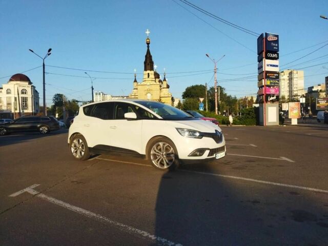 Белый Рено Сценик, объемом двигателя 1.5 л и пробегом 279 тыс. км за 12700 $, фото 1 на Automoto.ua