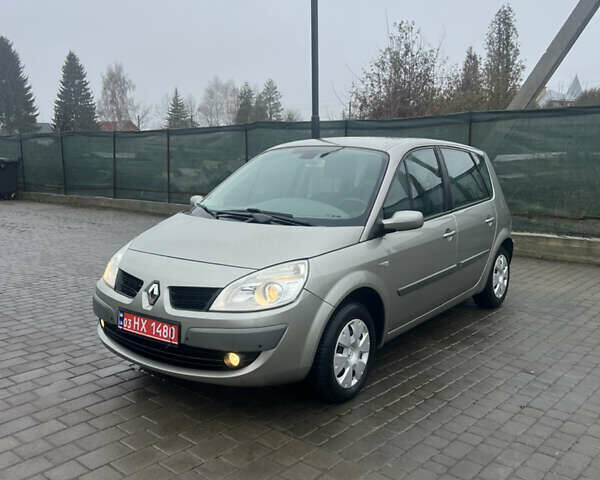 Бежевый Рено Сценик, объемом двигателя 1.6 л и пробегом 179 тыс. км за 4500 $, фото 1 на Automoto.ua