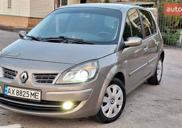 Рено Сценик 2008 в Харькове на Automoto.ua Бежевый Рено Сценик, объемом двигателя 1.6 л и пробегом 192 тыс. км за 6400 $, фото 1 на Automoto.ua