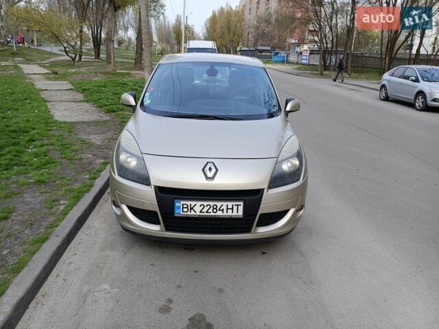 Бежевий Рено Сценік, об'ємом двигуна 1.46 л та пробігом 345 тис. км за 5900 $, фото 1 на Automoto.ua