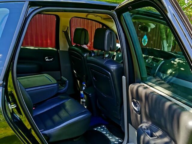 Чорний Рено Сценік, об'ємом двигуна 1.6 л та пробігом 170 тис. км за 4700 $, фото 1 на Automoto.ua