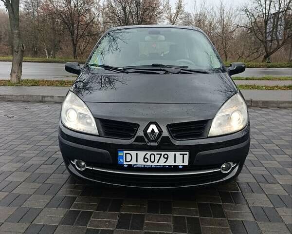 Черный Рено Сценик, объемом двигателя 2 л и пробегом 272 тыс. км за 5900 $, фото 1 на Automoto.ua