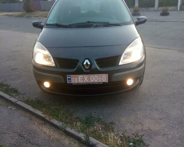 Чорний Рено Сценік, об'ємом двигуна 1.6 л та пробігом 200 тис. км за 5399 $, фото 1 на Automoto.ua