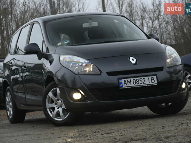 Чорний Рено Сценік, об'ємом двигуна 1.6 л та пробігом 206 тис. км за 6750 $, фото 1 на Automoto.ua