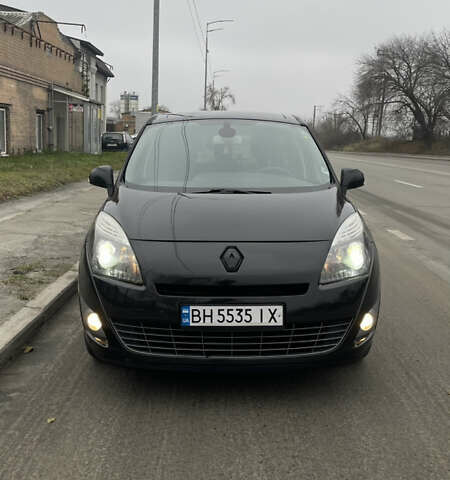 Чорний Рено Сценік, об'ємом двигуна 1.6 л та пробігом 303 тис. км за 5900 $, фото 1 на Automoto.ua