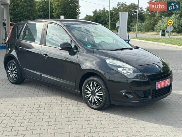 Черный Рено Сценик, объемом двигателя 1.6 л и пробегом 220 тыс. км за 6599 $, фото 1 на Automoto.ua