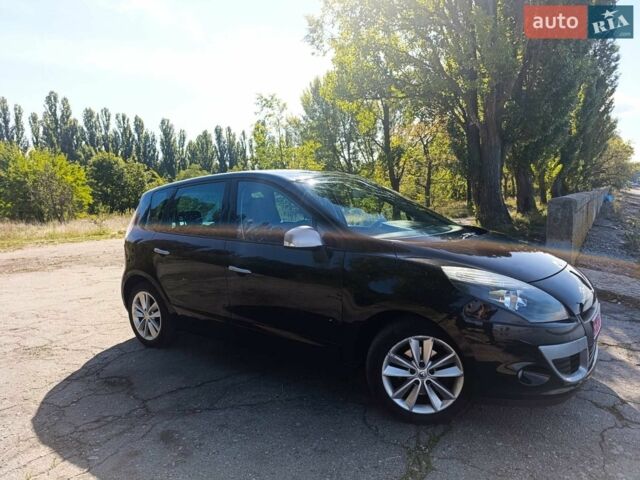 Черный Рено Сценик, объемом двигателя 1.4 л и пробегом 170 тыс. км за 6500 $, фото 1 на Automoto.ua