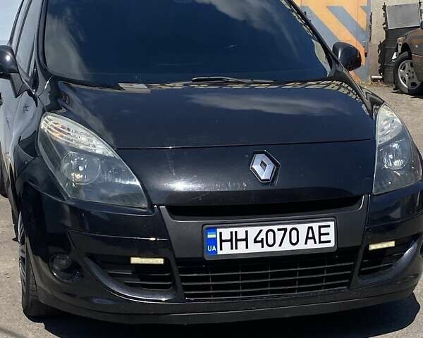 Черный Рено Сценик, объемом двигателя 1.46 л и пробегом 243 тыс. км за 7888 $, фото 1 на Automoto.ua