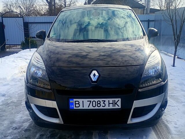 Чорний Рено Сценік, об'ємом двигуна 1.5 л та пробігом 182 тис. км за 6000 $, фото 1 на Automoto.ua