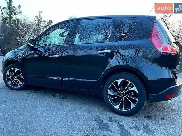 Черный Рено Сценик, объемом двигателя 1.9 л и пробегом 230 тыс. км за 7300 $, фото 1 на Automoto.ua