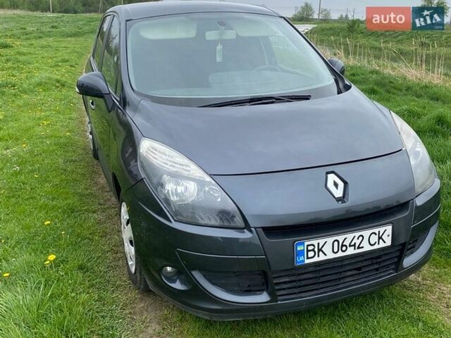 Черный Рено Сценик, объемом двигателя 1.5 л и пробегом 275 тыс. км за 5300 $, фото 1 на Automoto.ua