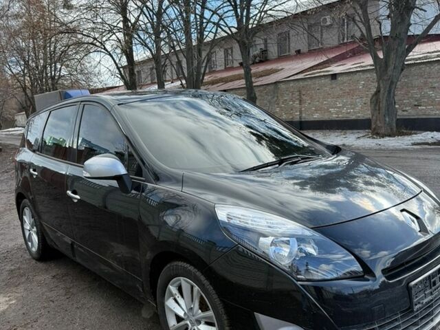 Чорний Рено Сценік, об'ємом двигуна 1.4 л та пробігом 250 тис. км за 6300 $, фото 1 на Automoto.ua