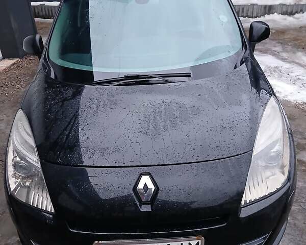 Черный Рено Сценик, объемом двигателя 1.6 л и пробегом 277 тыс. км за 7500 $, фото 1 на Automoto.ua