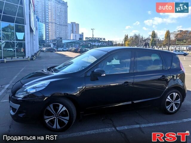 Черный Рено Сценик, объемом двигателя 1.6 л и пробегом 227 тыс. км за 7500 $, фото 1 на Automoto.ua