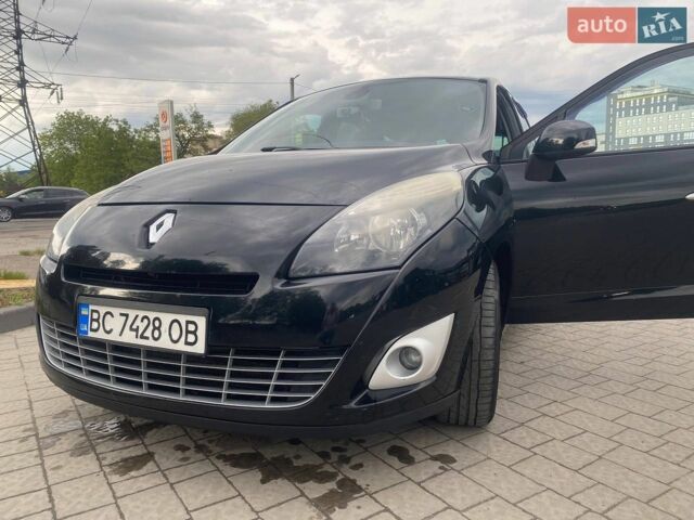 Чорний Рено Сценік, об'ємом двигуна 1.6 л та пробігом 246 тис. км за 6700 $, фото 1 на Automoto.ua