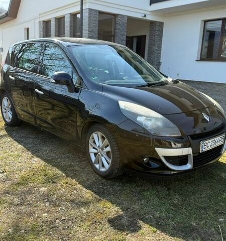 Черный Рено Сценик, объемом двигателя 1.6 л и пробегом 210 тыс. км за 6700 $, фото 1 на Automoto.ua