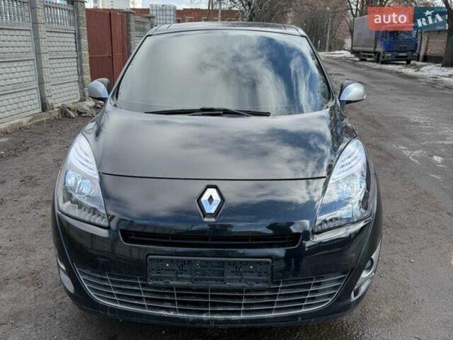 Чорний Рено Сценік, об'ємом двигуна 1.4 л та пробігом 250 тис. км за 6800 $, фото 1 на Automoto.ua