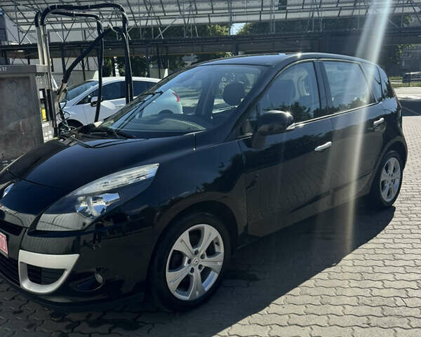 Чорний Рено Сценік, об'ємом двигуна 1.6 л та пробігом 191 тис. км за 8200 $, фото 1 на Automoto.ua