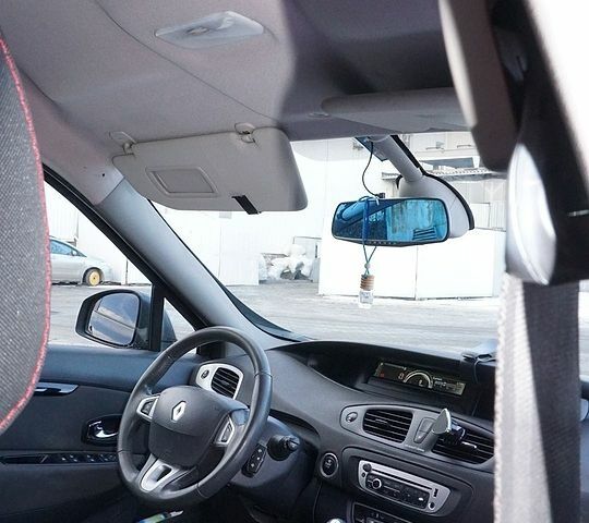 Черный Рено Сценик, объемом двигателя 1.46 л и пробегом 204 тыс. км за 8399 $, фото 1 на Automoto.ua