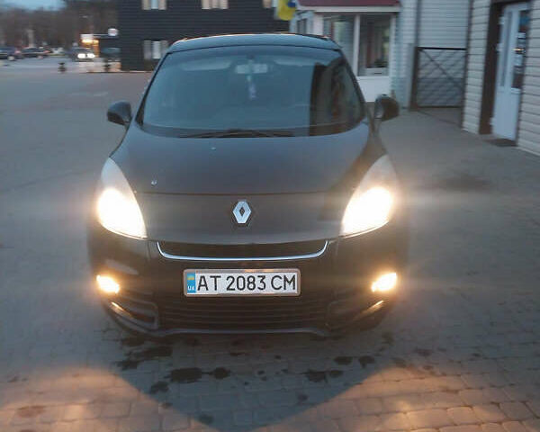 Черный Рено Сценик, объемом двигателя 1.5 л и пробегом 222 тыс. км за 7500 $, фото 1 на Automoto.ua