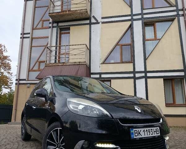 Черный Рено Сценик, объемом двигателя 1.6 л и пробегом 168 тыс. км за 9100 $, фото 1 на Automoto.ua