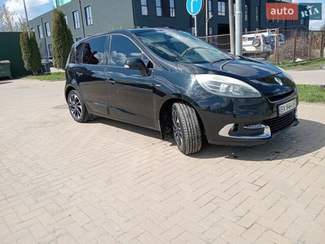 Черный Рено Сценик, объемом двигателя 1.46 л и пробегом 325 тыс. км за 7700 $, фото 1 на Automoto.ua