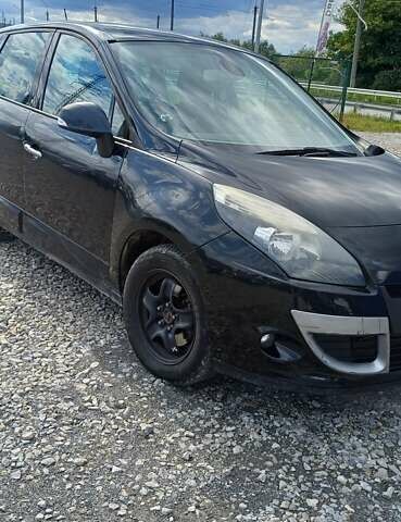 Черный Рено Сценик, объемом двигателя 1.46 л и пробегом 274 тыс. км за 7900 $, фото 1 на Automoto.ua