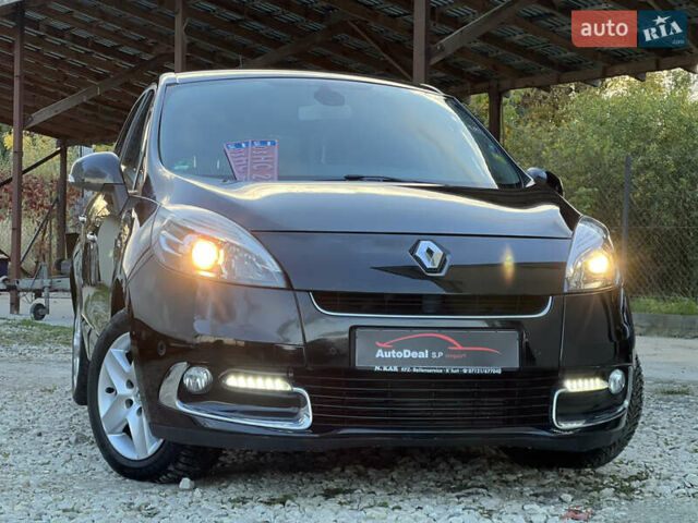 Чорний Рено Сценік, об'ємом двигуна 1.6 л та пробігом 213 тис. км за 8450 $, фото 1 на Automoto.ua