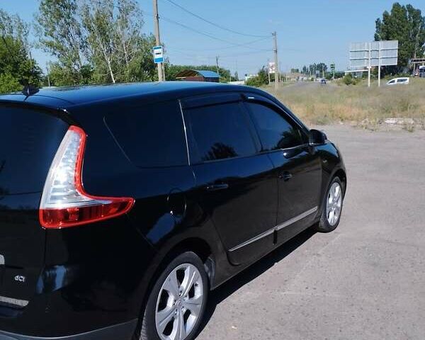 Чорний Рено Сценік, об'ємом двигуна 1.6 л та пробігом 191 тис. км за 8700 $, фото 1 на Automoto.ua