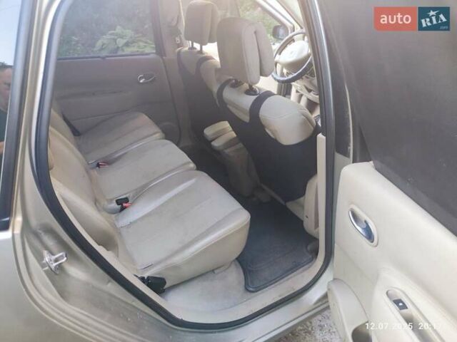 Коричневый Рено Сценик, объемом двигателя 1.5 л и пробегом 255 тыс. км за 3650 $, фото 1 на Automoto.ua