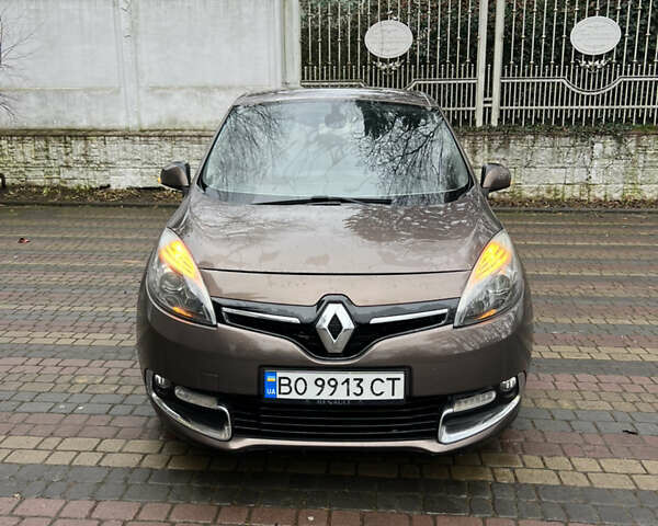 Коричневий Рено Сценік, об'ємом двигуна 1.46 л та пробігом 241 тис. км за 7350 $, фото 1 на Automoto.ua