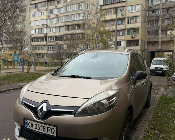 Коричневий Рено Сценік, об'ємом двигуна 1.46 л та пробігом 212 тис. км за 9291 $, фото 1 на Automoto.ua