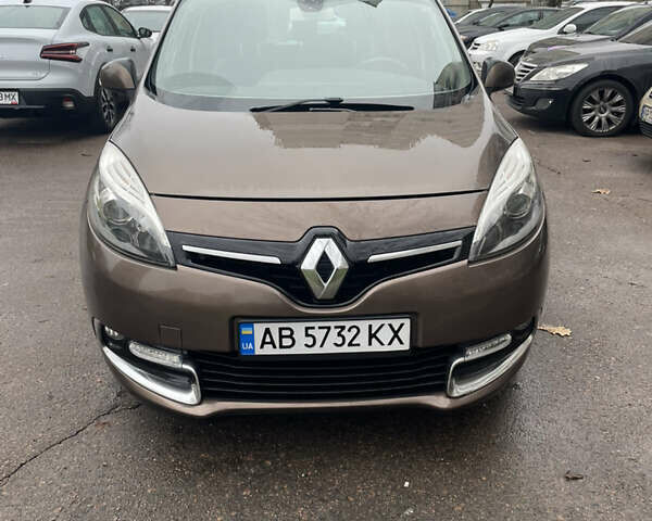 Коричневий Рено Сценік, об'ємом двигуна 1.46 л та пробігом 86 тис. км за 9300 $, фото 1 на Automoto.ua