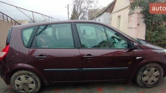 Червоний Рено Сценік, об'ємом двигуна 1.6 л та пробігом 210 тис. км за 4500 $, фото 1 на Automoto.ua