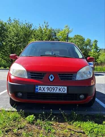 Красный Рено Сценик, объемом двигателя 1.6 л и пробегом 129 тыс. км за 4300 $, фото 1 на Automoto.ua