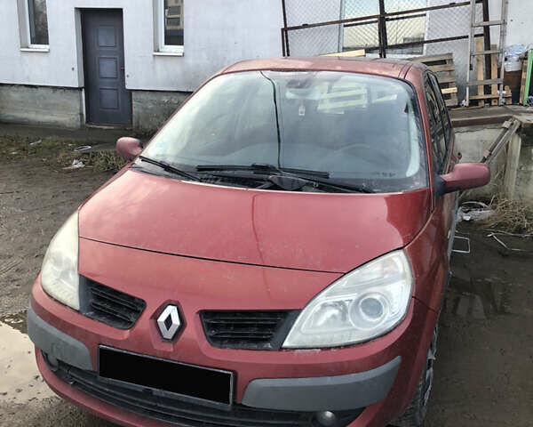 Красный Рено Сценик, объемом двигателя 1.6 л и пробегом 242 тыс. км за 4100 $, фото 1 на Automoto.ua