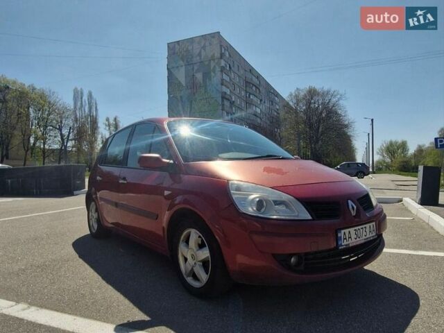 Красный Рено Сценик, объемом двигателя 1.5 л и пробегом 345 тыс. км за 3800 $, фото 1 на Automoto.ua