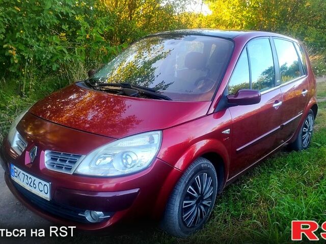 Красный Рено Сценик, объемом двигателя 1.5 л и пробегом 265 тыс. км за 4400 $, фото 1 на Automoto.ua
