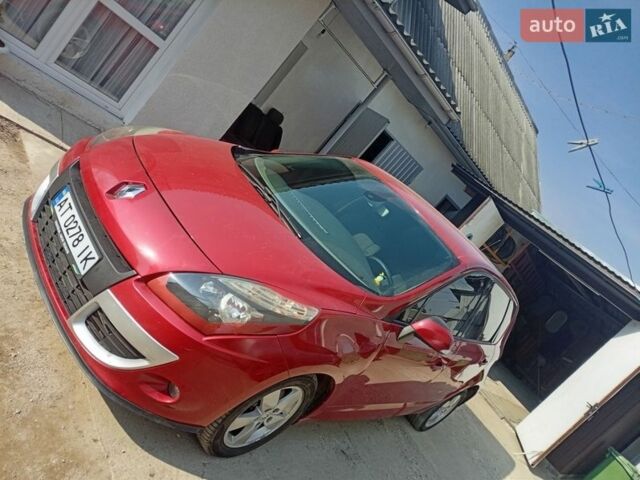 Красный Рено Сценик, объемом двигателя 1.5 л и пробегом 332 тыс. км за 6000 $, фото 1 на Automoto.ua