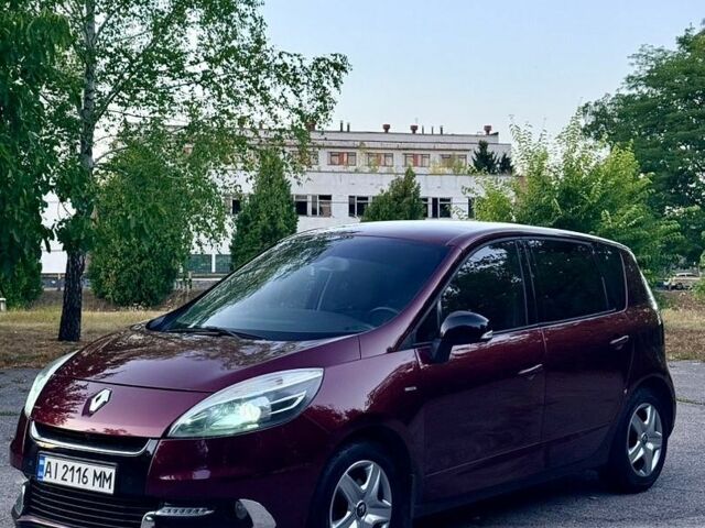 Червоний Рено Сценік, об'ємом двигуна 1.46 л та пробігом 300 тис. км за 8300 $, фото 1 на Automoto.ua