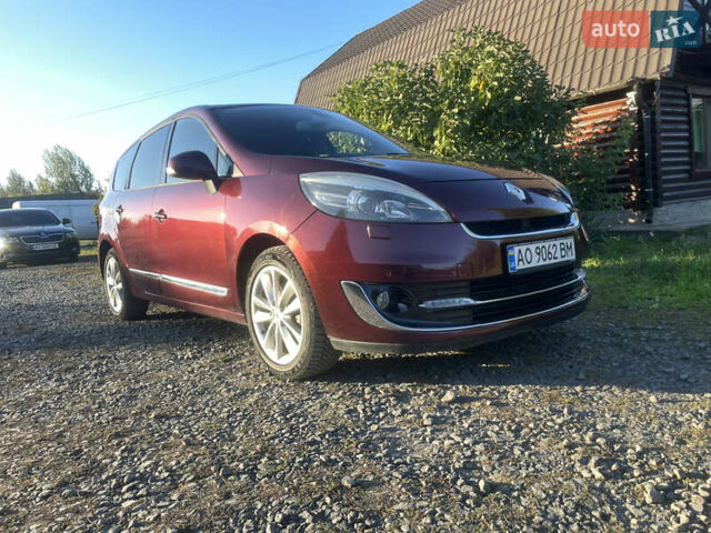 Красный Рено Сценик, объемом двигателя 1.46 л и пробегом 270 тыс. км за 9500 $, фото 1 на Automoto.ua